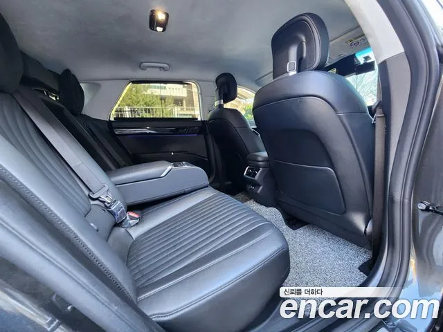 Hyundai Grandeur GN7 — Фото автомобиля 13