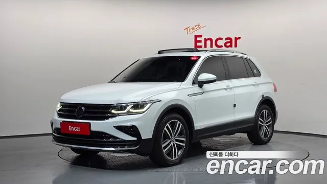 Фотография автомобиля — Volkswagen Tiguan