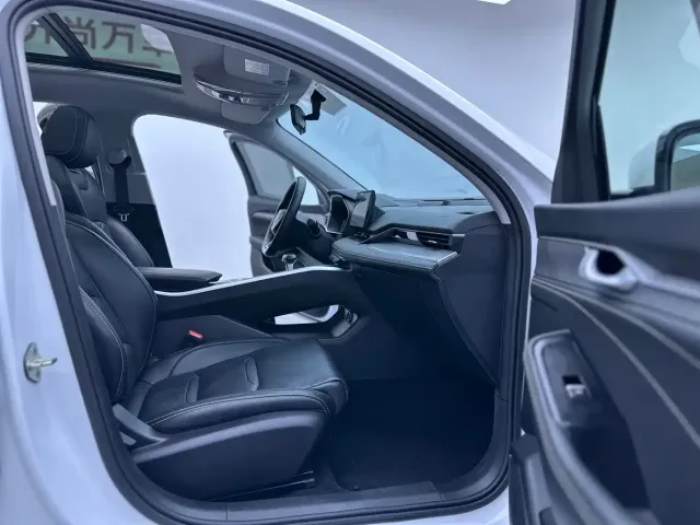 Geely Xingrui — Фото автомобиля 16