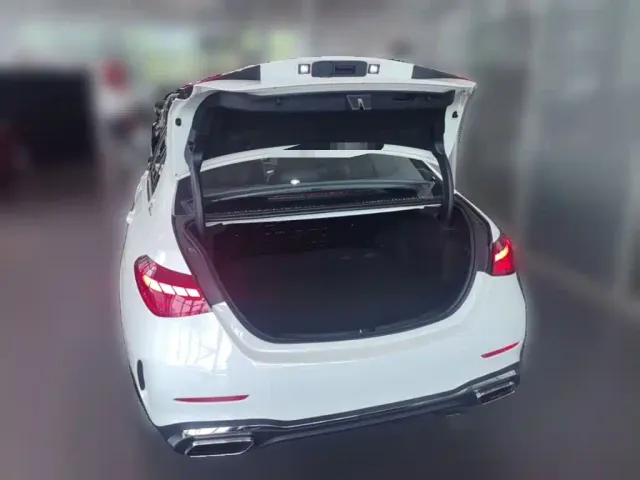 Mercedes-Benz C-Class — Фото автомобиля 23