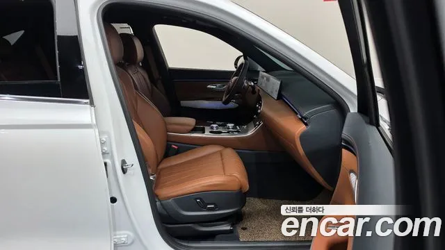 Genesis GV70 — Фото автомобиля 26