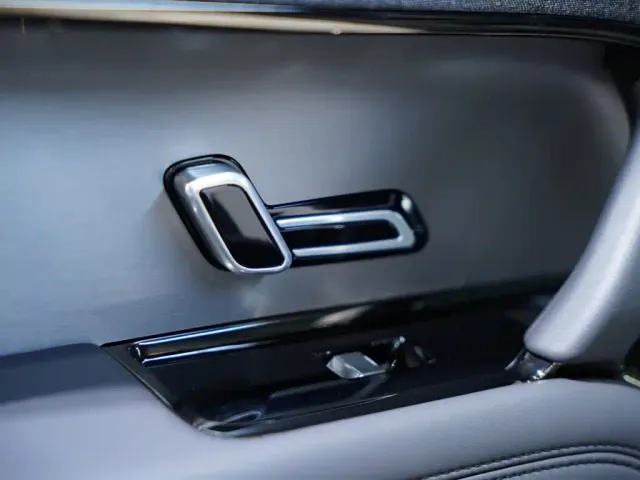 Land Rover Range Rover Sport — Фото автомобиля 21