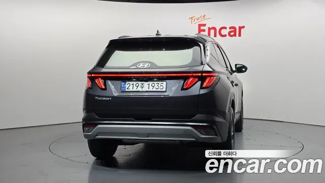 Hyundai Tucson Новый Tucson (NX4) Бензин 1.6 турбо 2WD — Фото автомобиля 4