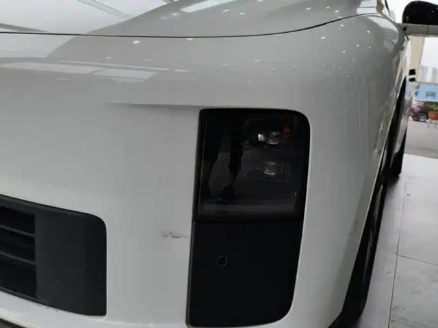 Li Auto Li Auto i6 2025 2WD Base Model — Фото автомобиля 5