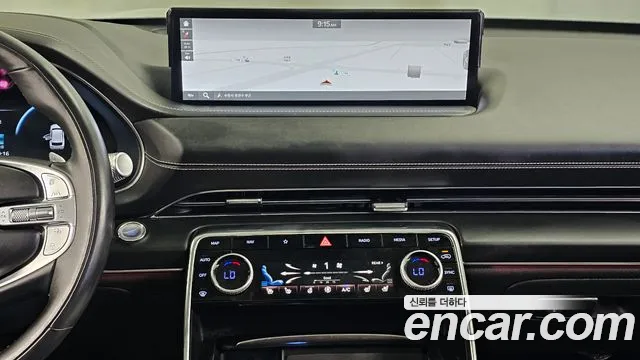 Genesis GV80 — Фото автомобиля 25