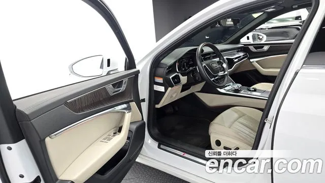 Audi A6 C8 — Фото автомобиля 10