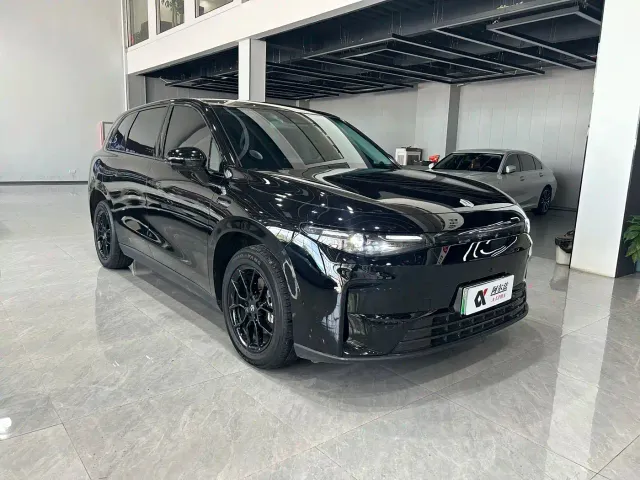Leapmotor C10 — Фото автомобиля 3