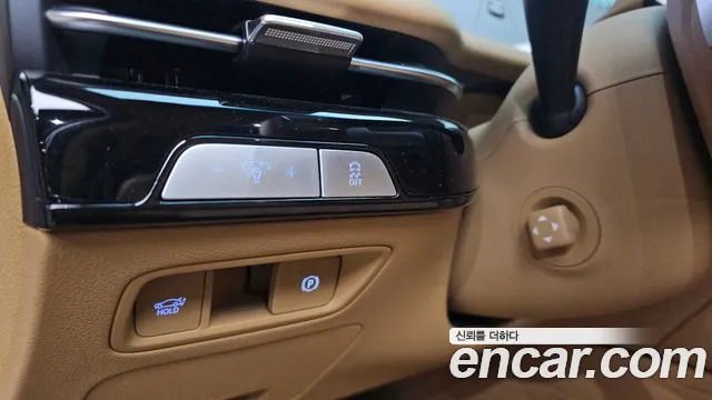 Genesis G80 Бензин 2.5 турбо AWD — Фото автомобиля 12