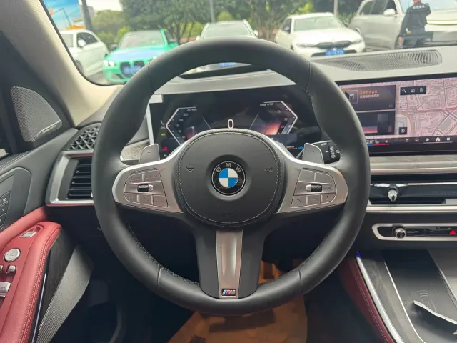 BMW X5 — Фото автомобиля 14