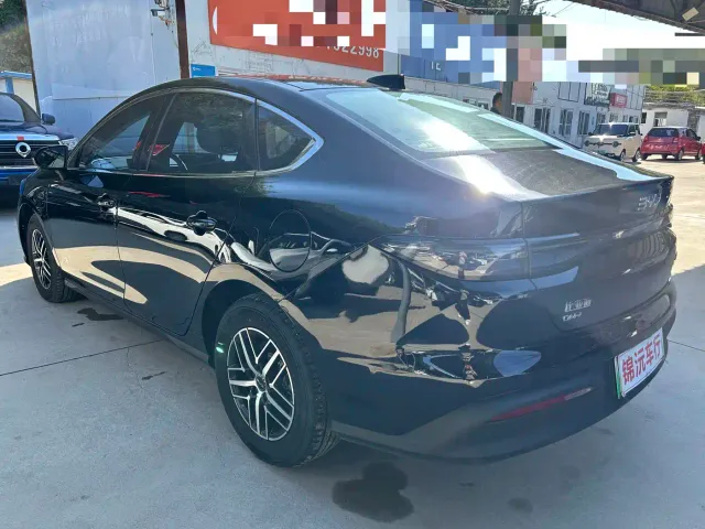 BYD Seal 05 DM-i — Фото автомобиля 9