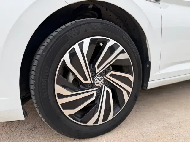 Volkswagen Sagitar — Фото автомобиля 3