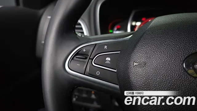Renault-KoreaSamsung QM6 Новый QM6 2.0 GDe RE Signature 2WD — Фото автомобиля 26