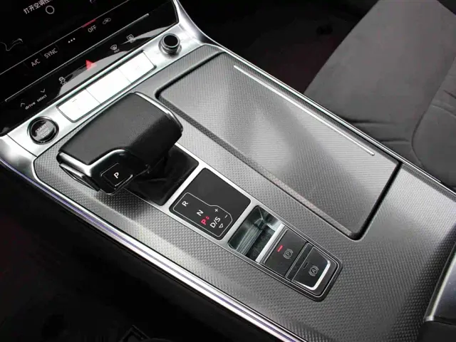 Audi A6L — Фото автомобиля 7