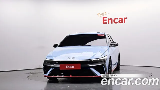 Hyundai AVANTE — Фото автомобиля 2