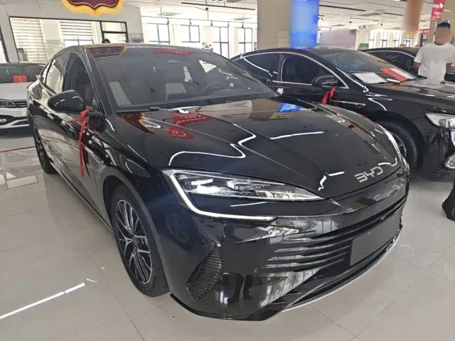 BYD Seal — Фото автомобиля 3