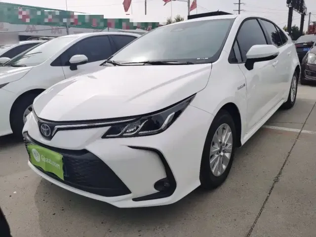Фотография автомобиля — Toyota Corolla