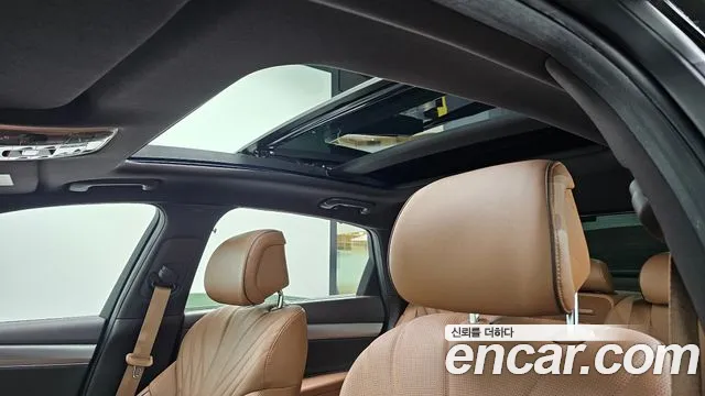 Genesis G80 Бензин 2.5 турбо AWD — Фото автомобиля 29