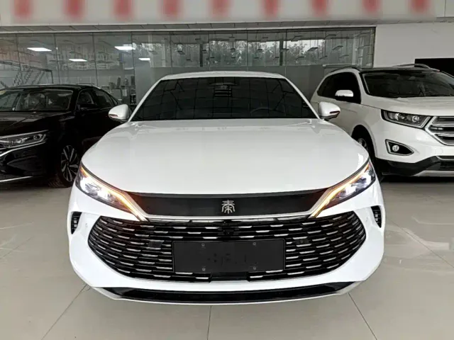 BYD Qin L — Фото автомобиля 2
