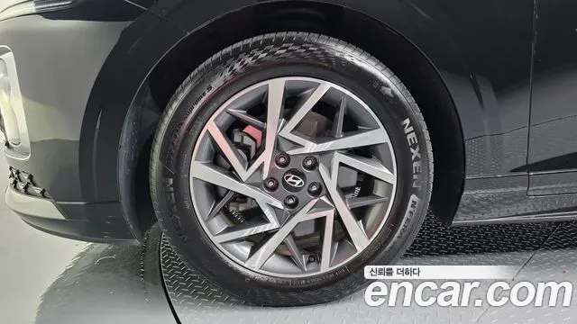 Hyundai Grandeur GN7 — Фото автомобиля 5