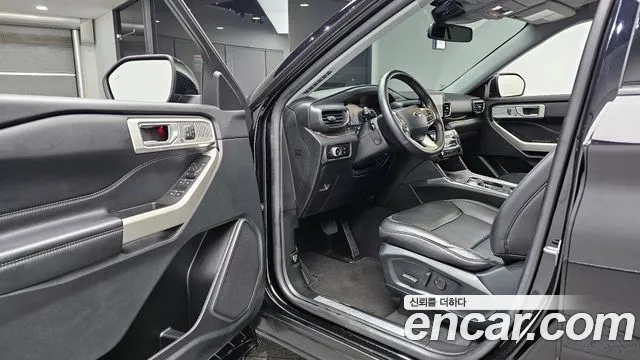 Ford Explorer Generation 6 — Фото автомобиля 10