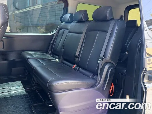 Hyundai Staria — Фото автомобиля 10