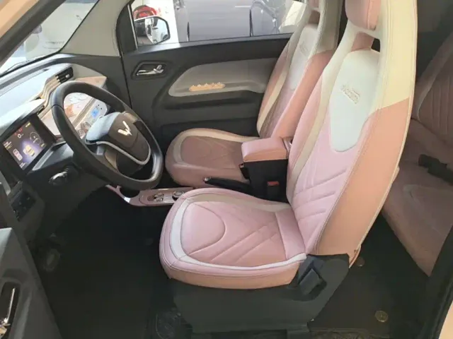 Wuling Hongguang Mini EV — Фото автомобиля 14
