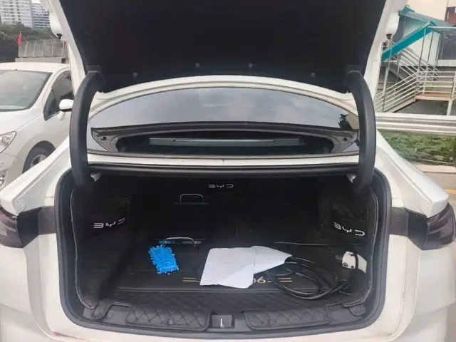 BYD Seal 06 — Фото автомобиля 18