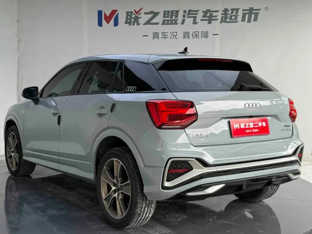 Audi Q2L — Фото автомобиля 4