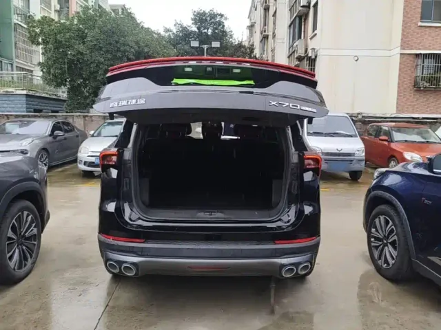 Jetour X70 Plus — Фото автомобиля 18