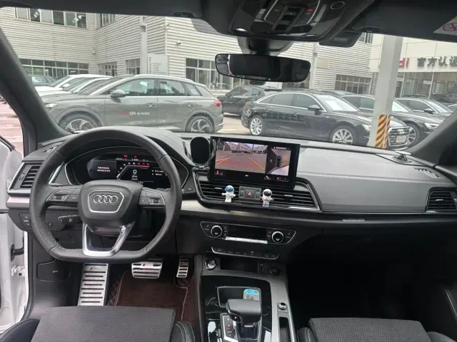 Audi Q5L Sportback — Фото автомобиля 21