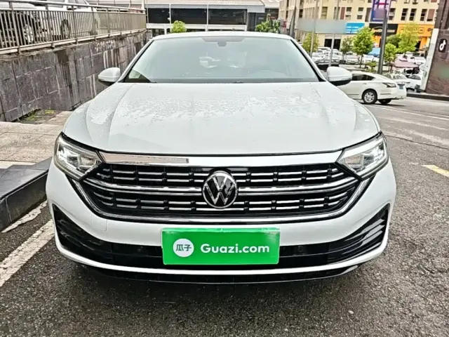 Volkswagen Sagitar — Фото автомобиля 2