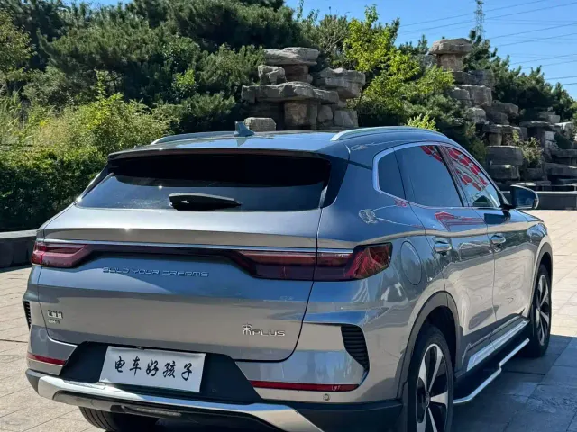 BYD Song PLUS — Фото автомобиля 3