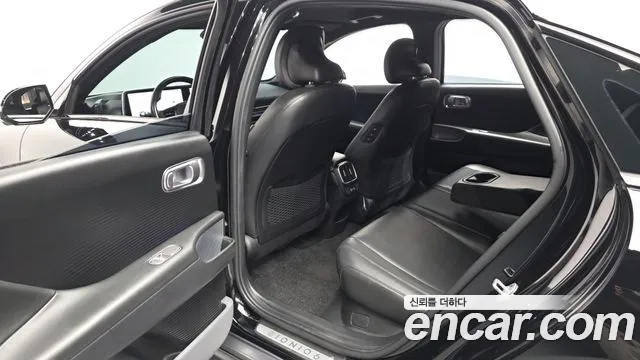 Hyundai Ioniq6 Long Range AWD — Фото автомобиля 22