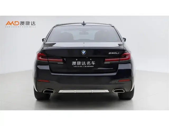 BMW 5 Series — Фото автомобиля 4
