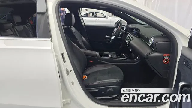 Mercedes-Benz A-Class W177 — Фото автомобиля 16