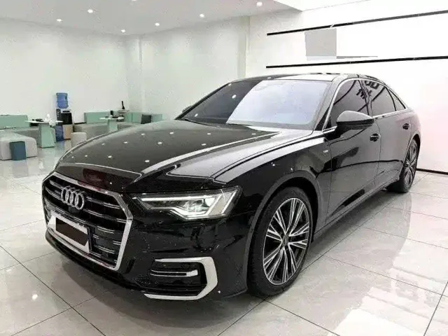Фотография автомобиля — Audi A6L
