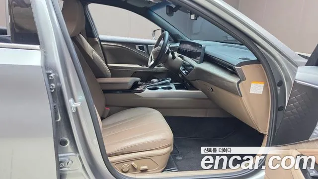 Kia K8 Hybrid — Фото автомобиля 18