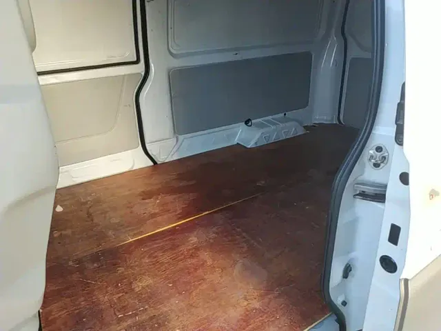 Jinbei New Hiace S — Фото автомобиля 16