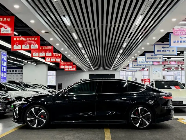 Nio ET7 — Фото автомобиля 7