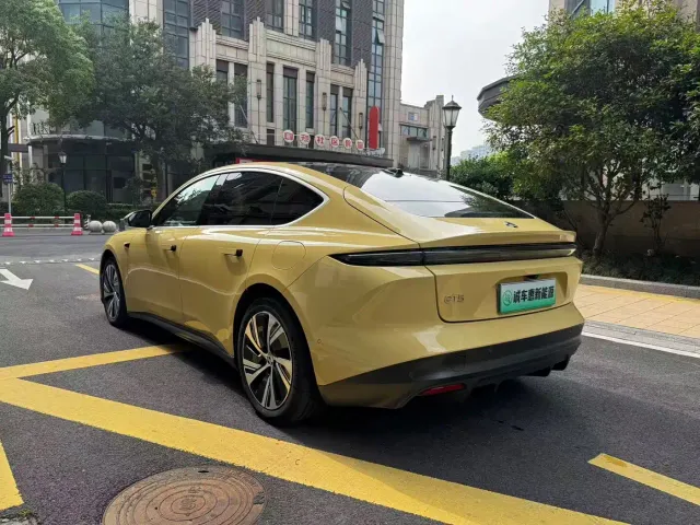 Nio ET5 — Фото автомобиля 16