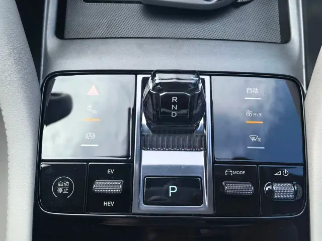 BYD Song PLUS — Фото автомобиля 24