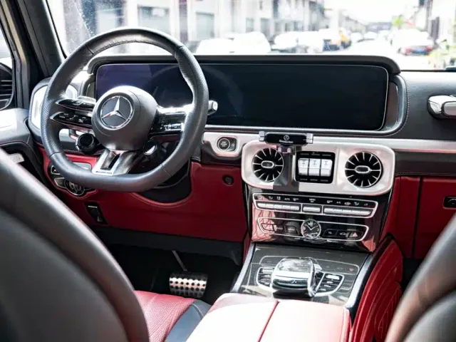 Mercedes-Benz G-Class — Фото автомобиля 25