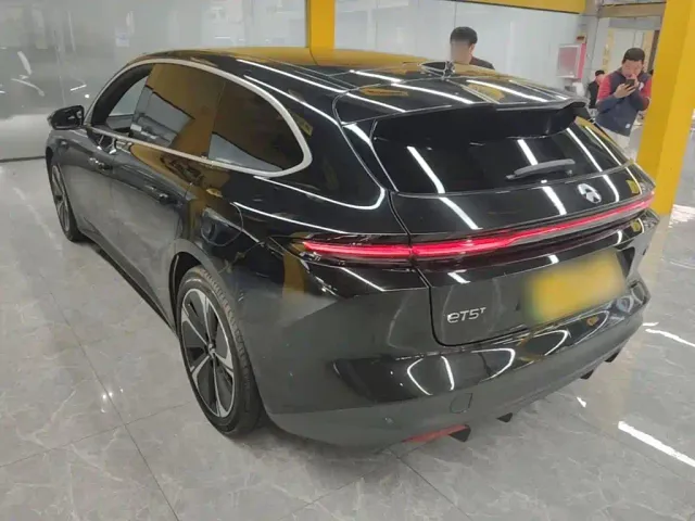 Nio ET5 Touring — Фото автомобиля 4