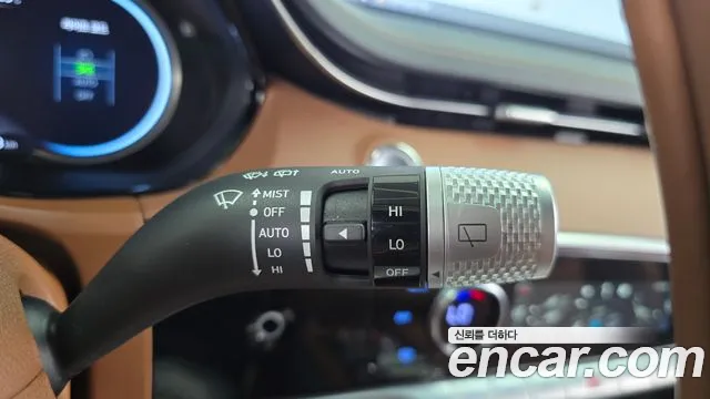 Genesis GV70 2.5T Бензин 2WD — Фото автомобиля 26