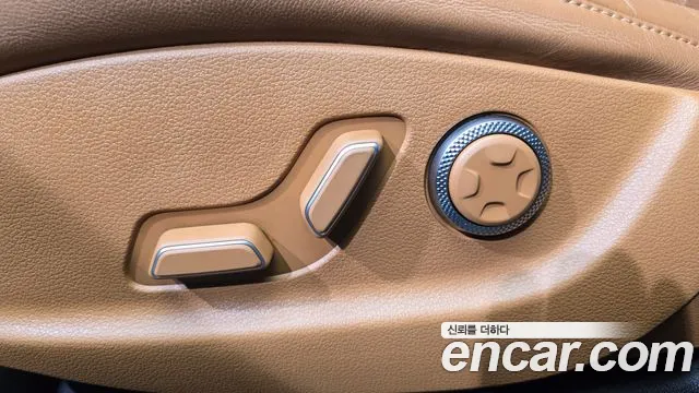 Genesis GV80 2.5T Бензин AWD — Фото автомобиля 24