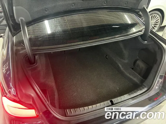 BMW 5 Series G30 — Фото автомобиля 15