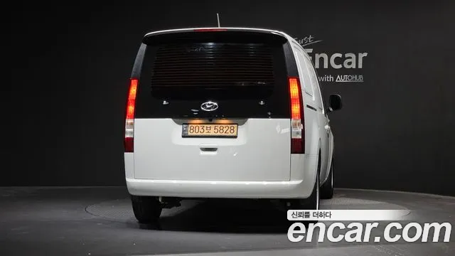 Hyundai Staria Staria Карго 3 места — Фото автомобиля 4
