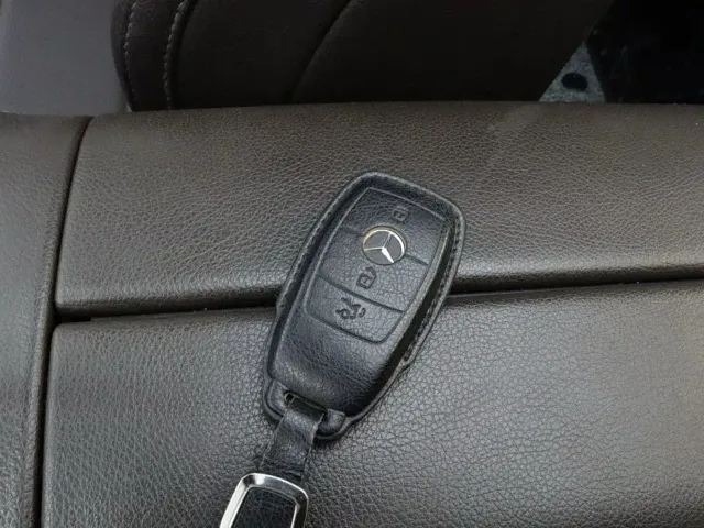 Mercedes-Benz GLE-Class — Фото автомобиля 14