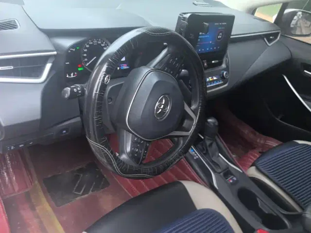 Toyota Corolla — Фото автомобиля 12