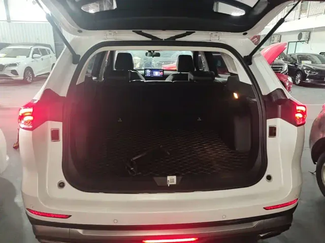 Haval H6 — Фото автомобиля 18